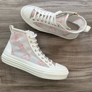 Louis Vuitton Stellar Monogram Sneaker Size 8.5 (EU 39) Womens